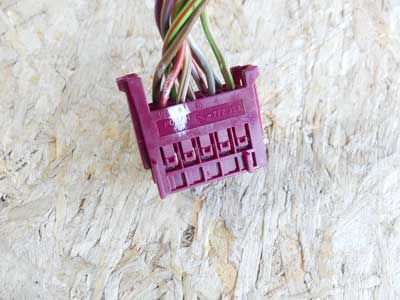 Mercedes Magenta 10 Pin 10 Wire Connector 03854591284